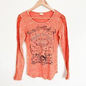 Buckle Daytrip Mineral Wash Thermal Distressed Long Sleeve Top
